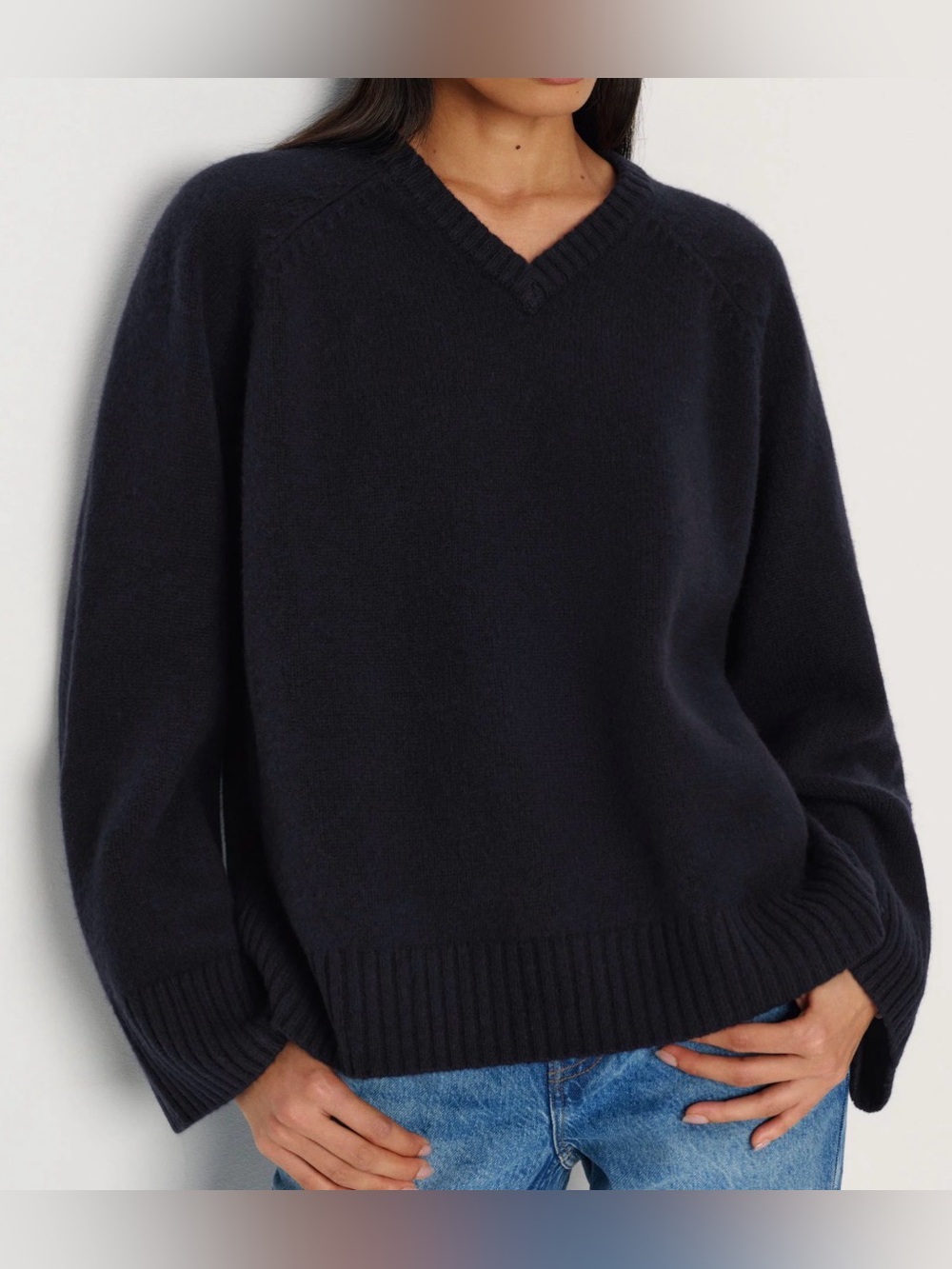 Reformation Beth V-Neck Sweater Black Merino Wool XS